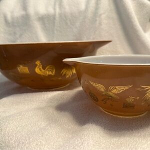 Vintage Pyrex Early American Cinderella Mixing Bowls 441 & 444 Set of 2
